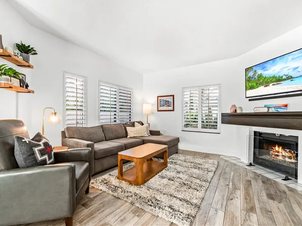 4782 Tiara Dr APT 102, Huntington Beach, CA 92649