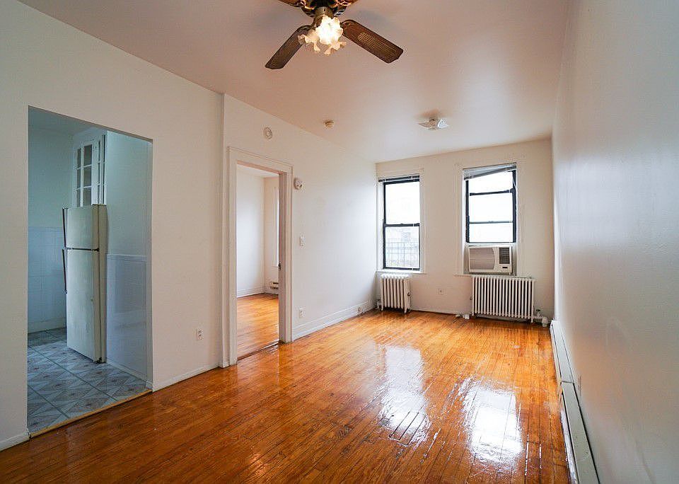 1st image of 2507 30th Ave #3F