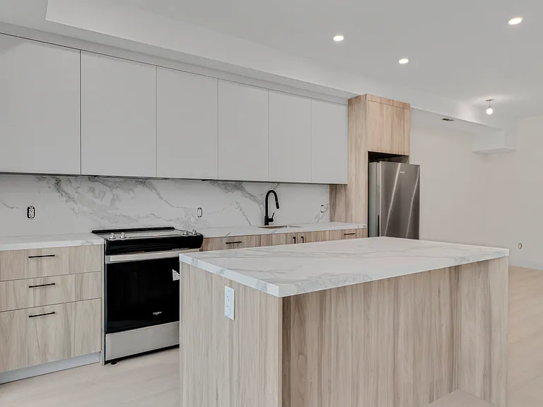 625 Harvie Ave #1 — Photo 11
