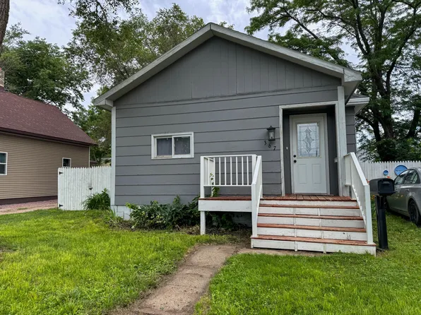 367 5th St NE, Huron, SD 57350