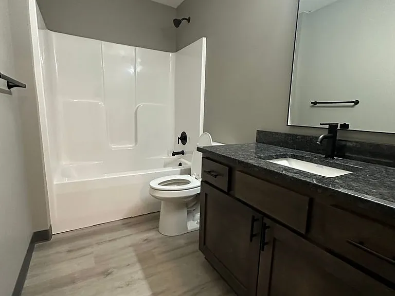 Starr St Townhomes — Photo 3