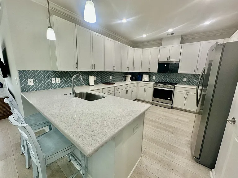1553 Good Life Way — Photo 13