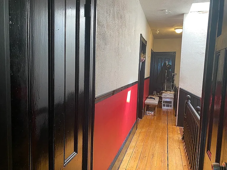 496 Sumner St #3 — Photo 19