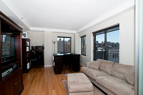 Rented by STAR CITIES INTERNATIONAL PROPERTY CORPORATION | media 4