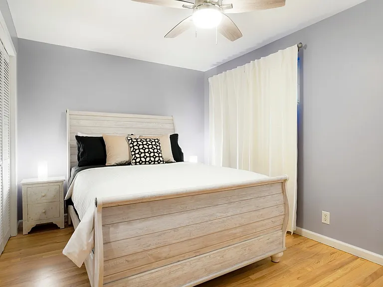 5009 Alcott St — Photo 10