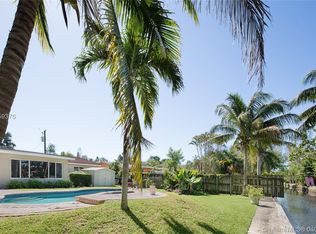 1772 SW 28th Way, Fort Lauderdale, FL 33312