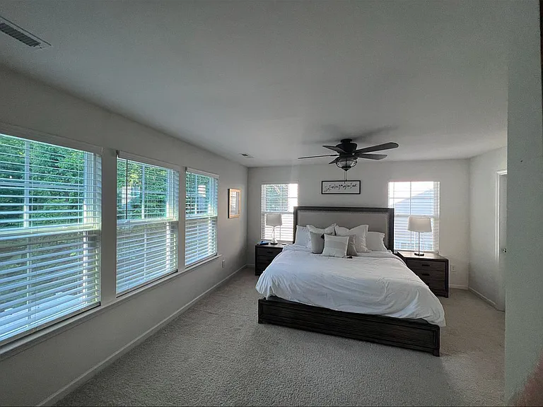 1075 Coldstream Dr — Photo 5