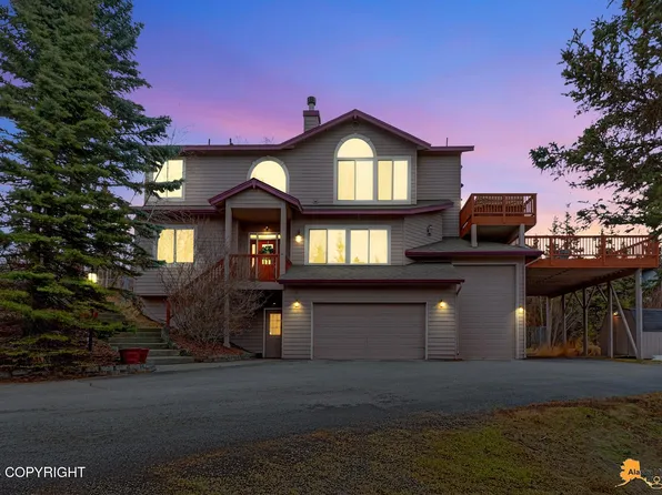 10100 Zermatt Cir, Anchorage, AK 99507