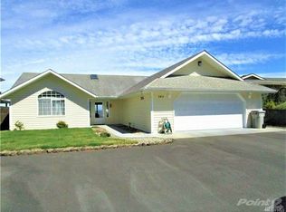 384 Harbor View Loop SE, Ocean Shores, WA 98569