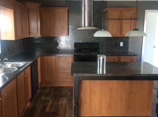 300 Greenview Cir, Fayetteville, GA 30214