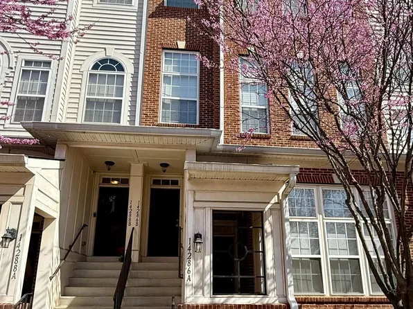 14286 Woven Willow Ln #A, Centreville, VA 20121