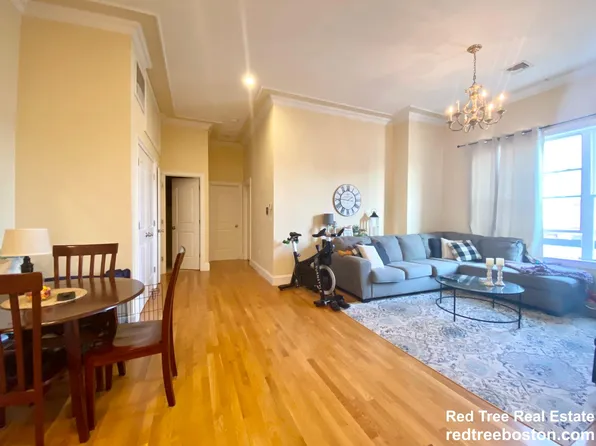 395 W Broadway #3B, Boston, MA 02127