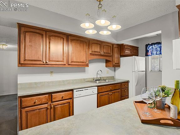 4th image of 5024 Secota Ln