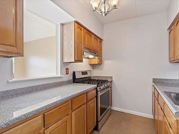 5th image of 67 E 119th St Fl 3