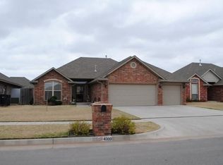 4909 Fawn Run Dr, Yukon, OK 73099