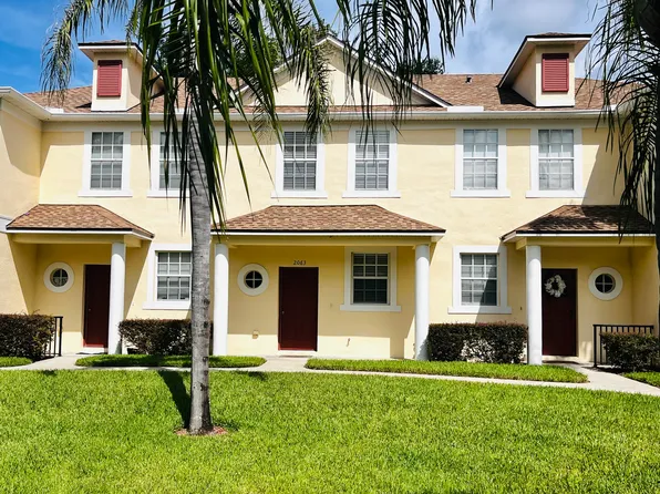 2063 Fiesta Ridge Ct, Tampa, FL 33604
