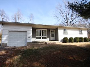 58 Birch Dr, Belleville, IL
