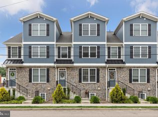 905 Spring Mill Ave, Conshohocken, PA 19428