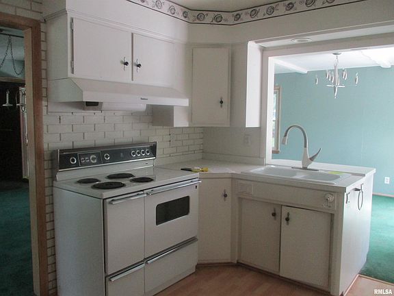 5th image of 917 Lawndale Ave