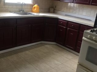 25 W 10th St #2, Bayonne, NJ 07002