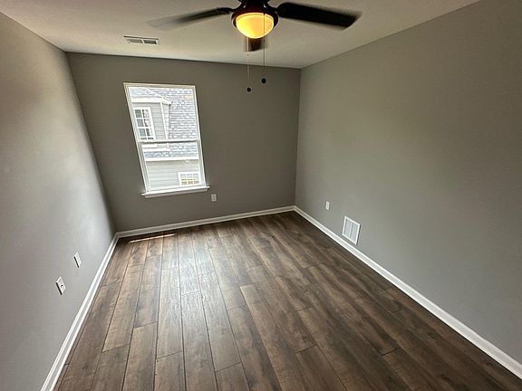 4th image of 3406 Rosecreek Cv