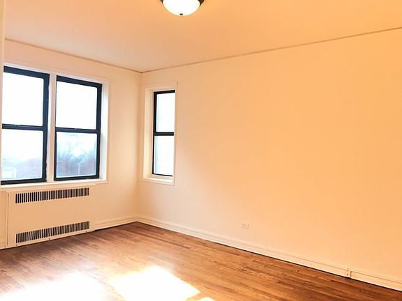2nd image of 4216 80th St APT 3S