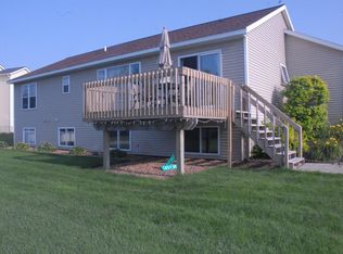 1817 143rd Ave, Dorr, MI 49323