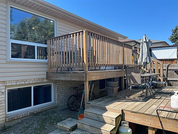 3rd image of 8260 Gateside Pl