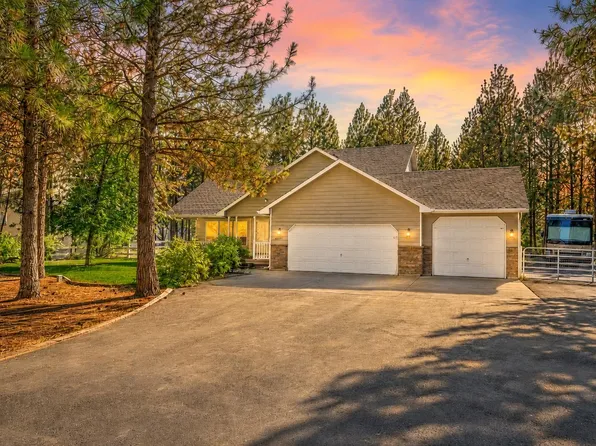 6305 Jenna Dr, Nine Mile Falls, WA 99026