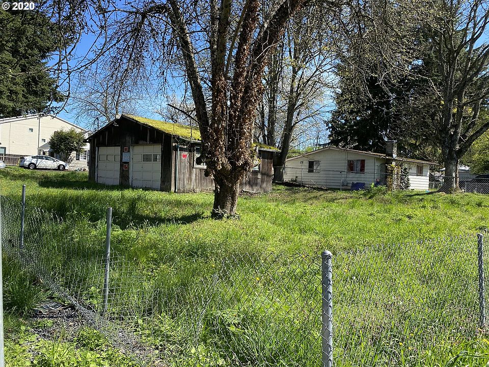 2nd image of 5520 SE 119th Ave