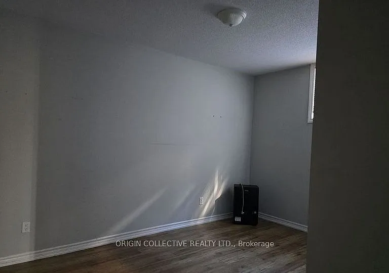 329 Edgehill Dr — Photo 7