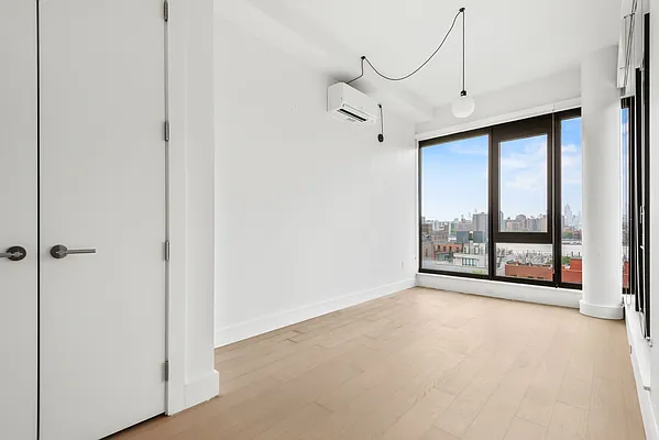 Rented by Nooklyn NYC LLC | media 24