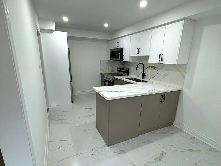 169 Flagstone Way — Photo 12