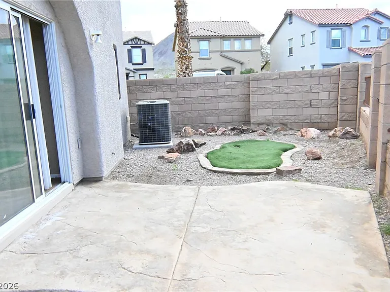 1155 Paradise Garden Dr — Photo 25