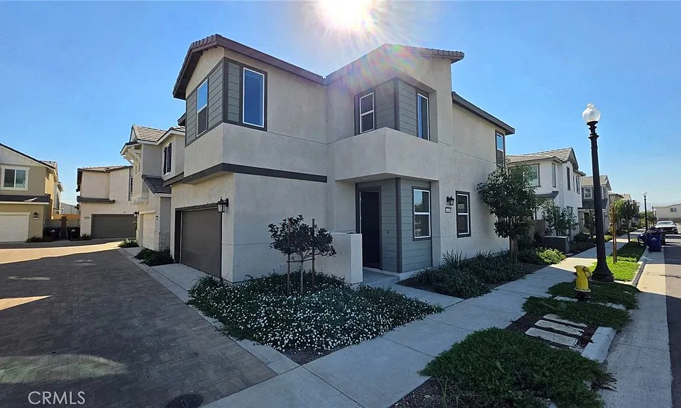 3195 Silo Paseo