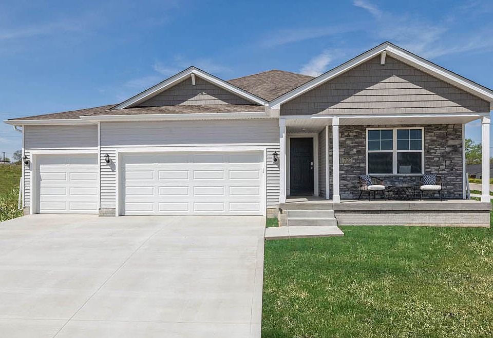 Southbridge by D.R. Horton Iowa in Adel IA Zillow