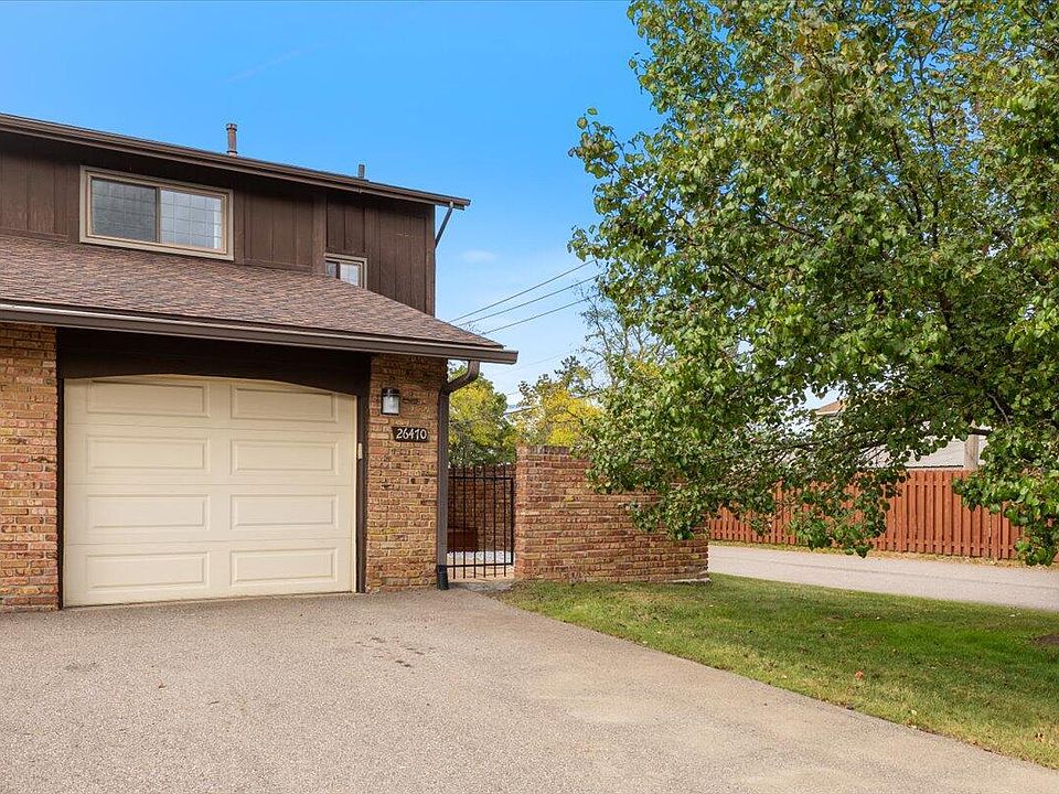 1st image of 26470 Summerdale Dr