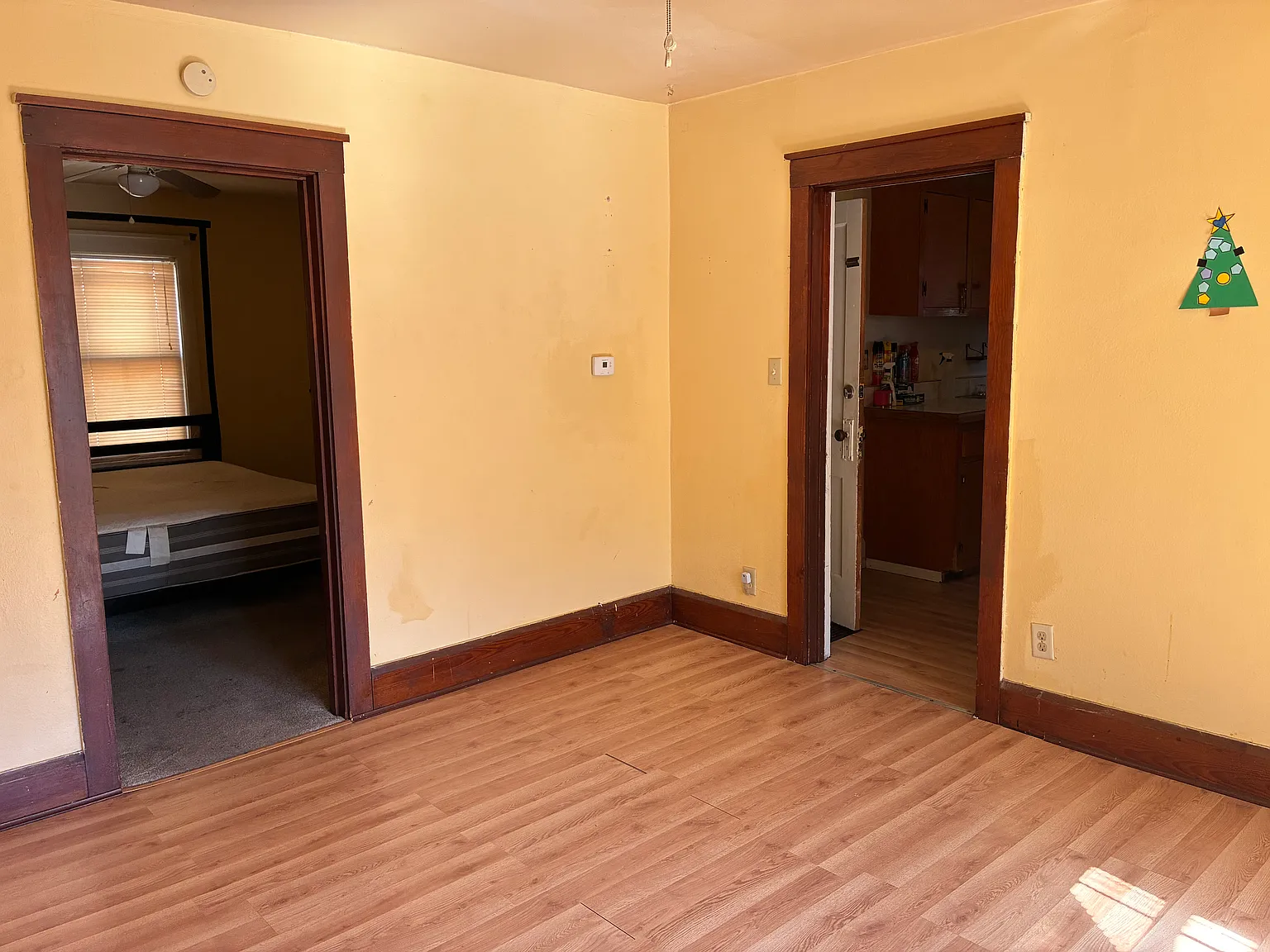 2 bed, 900 sqft, $950 — Photo 3