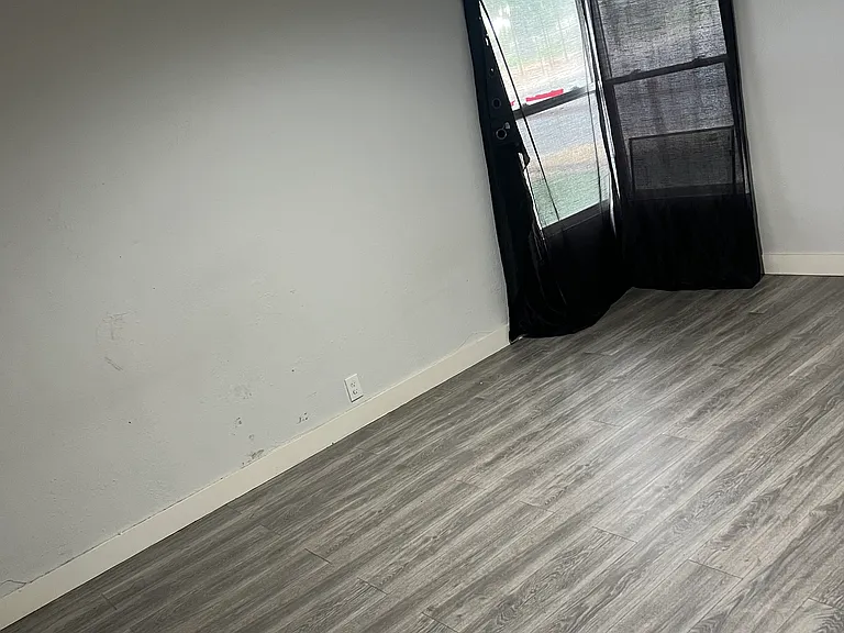 306 N Conejo Ave — Photo 3