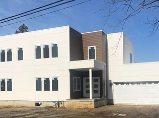 427 Slocum Pl, Oakhurst, NJ 07755