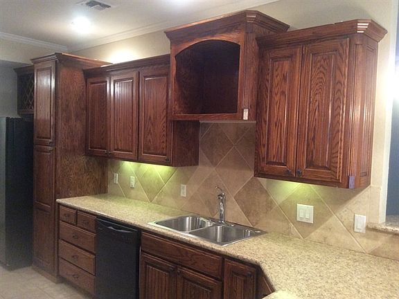 5th image of 729 SW 154th Pl