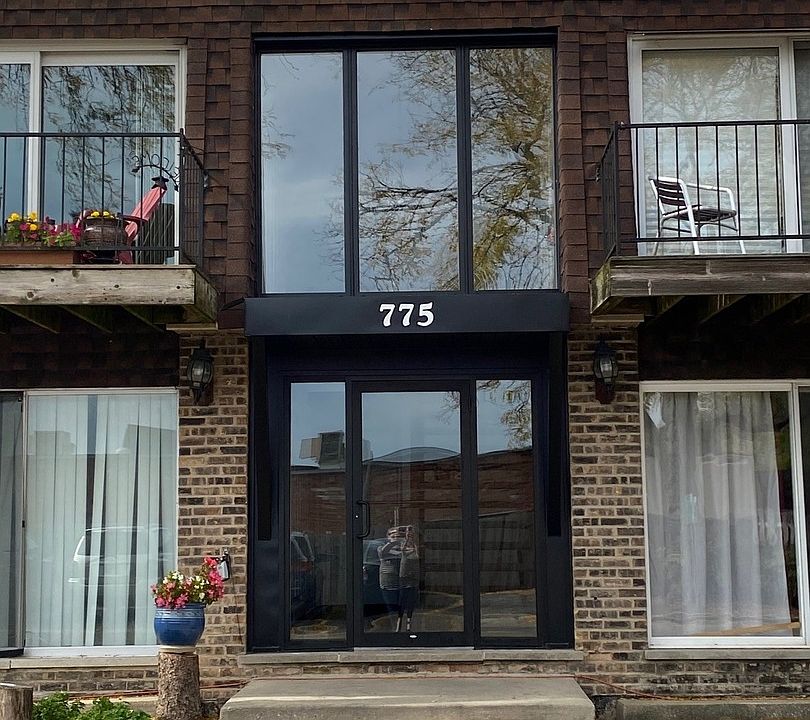1st image of 775 Grove Dr APT 105