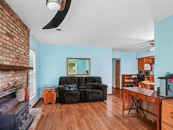 2nd image of 5645 SE 68th Pl