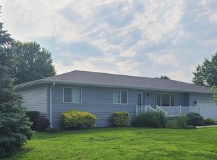 2103 Viking Rd, Grand Island, NE 68803