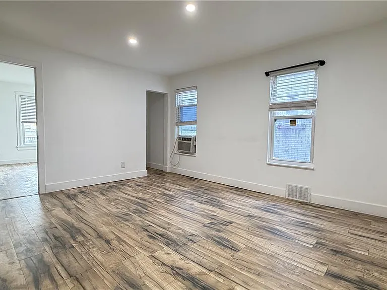 204 S Carlisle St — Photo 17