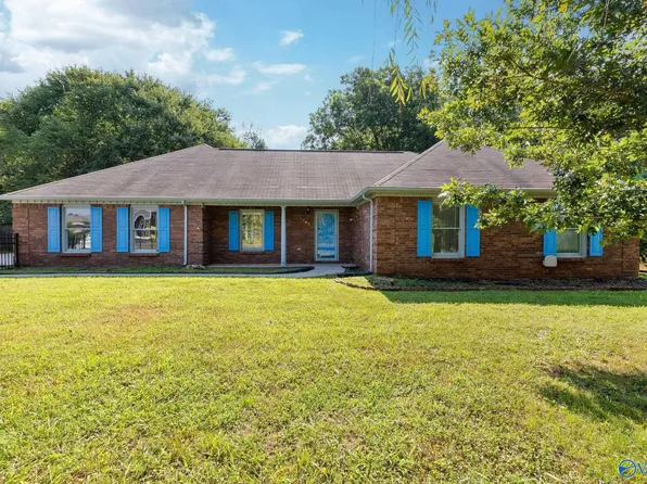 1589 Old Railroad Bed Rd, Harvest, AL 35749