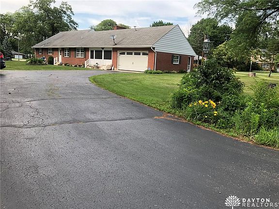2nd image of 3120 Cricket Ln