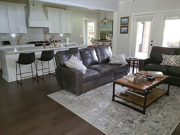 Family Room & Kitchen