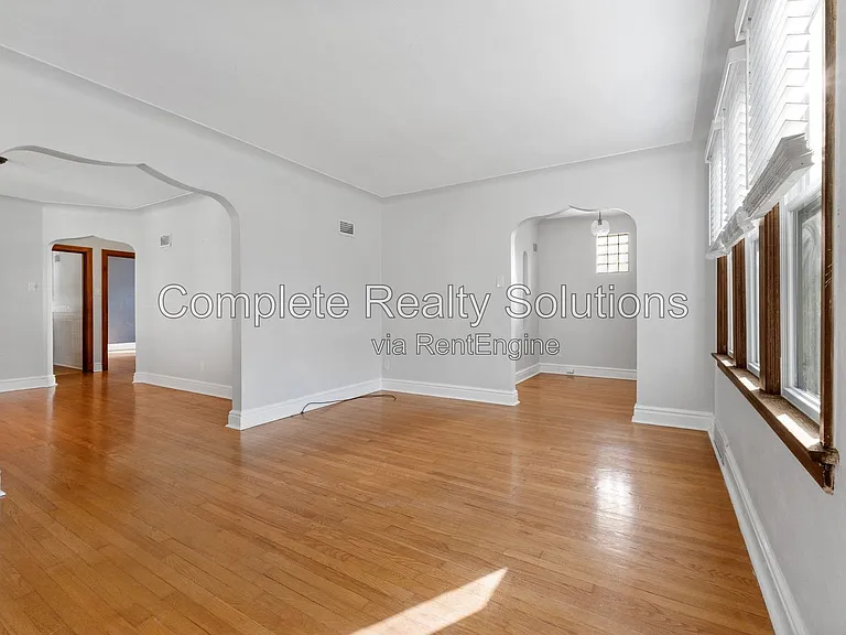 8511 Florence Ave — Photo 18