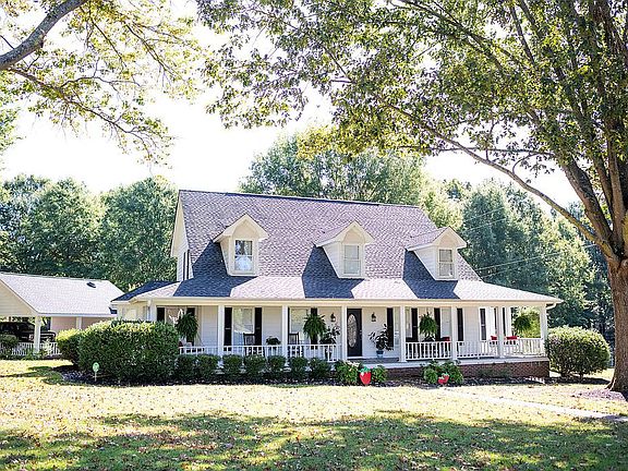 4th image of 814 Mary Key Dr